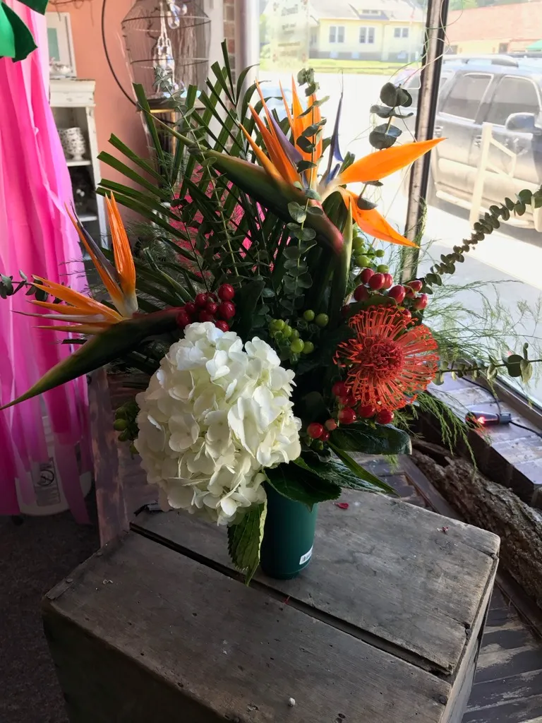 Hydrangea, gerbera and tropical mix