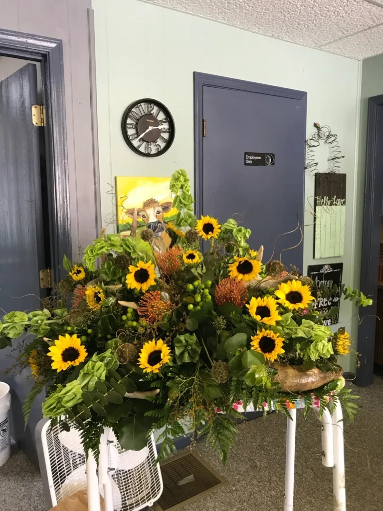Sunflower mixed arrangement