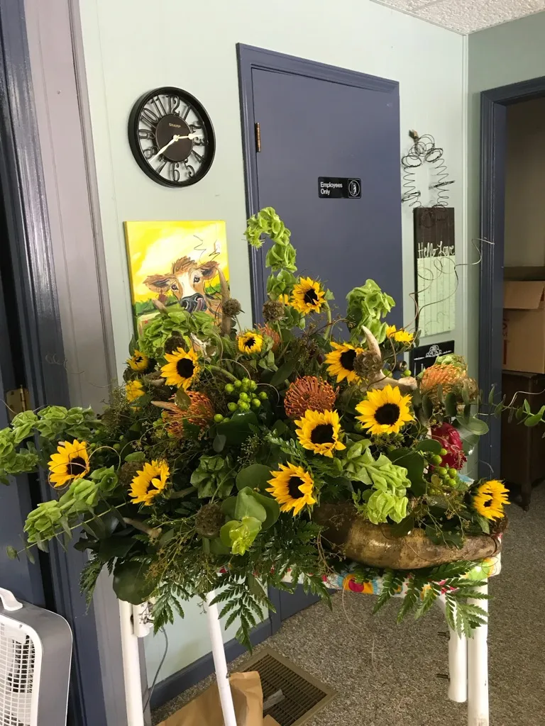 Sunflower mixed arrangement